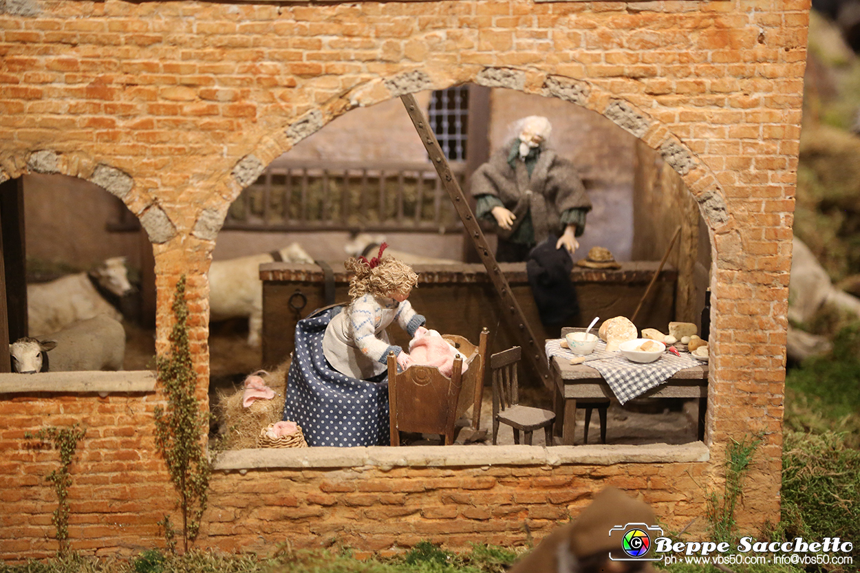 VBS_7479 - Abbazia di Vezzolano - Presepe artistico di Anna Rosa Nicola.jpg
